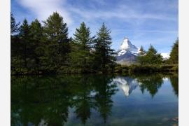 スイス　名峰マッターホルンを望むハイキング④