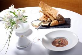 “大使館監修”スロベニアを代表する伝統シチュー料理「ヨタ」のレトルト発売
