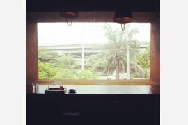 Coffee x After rain-somewhere-Red Diamond cafe