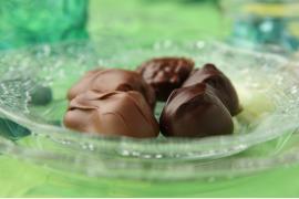 夏バテ予防に夏こそナッツとチョコレート！