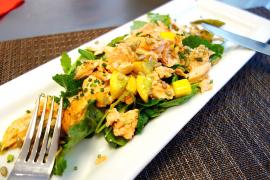 作って、食べて、美味しいカナダを体験する、オタワのクッキングスクール