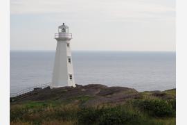 北米最東端の灯台、ともすのに使っていた燃料の“正体”は　シリーズ「北海道より大きいカナダの島」【２３】