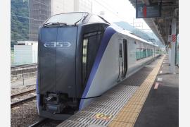 訪日客に人気の「和風３点セット」に隠れた穴場とは…　シリーズ「富士急ハイランドに無事入らん！？」【第２回】
