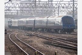 電車なのに「電気機関車がけん引」のカラクリとは　四国・瀬戸内地方を巡る豪華列車、３泊４日で９６万円から