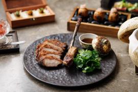 チェンマイを旅する気分で、麻布台ヒルズSAAWAAN BISTROの「チェンマイフェア」へ！