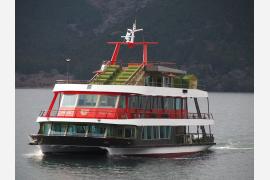 「お茶」が題材の箱根の新遊覧船、なんと鉄道車両との共通性も満載！