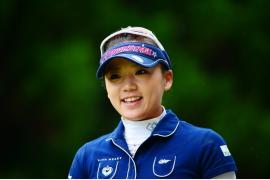 デルタ航空、プロゴルファー有村智恵選手とオフィシャルエアライン契約を締結