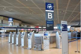 デルタ航空、成田空港にセルフサービス・チェックイン機を増設