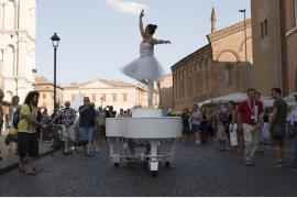 ストリートアーティストの祭典「バスカーズ・フェスティバル」