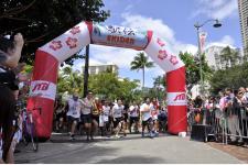 12月27日までアーリーエントリー受付中！　第2回「ホノルル・レインボー駅伝（EKIDEN）」