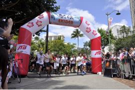 12月27日までアーリーエントリー受付中！　第2回「ホノルル・レインボー駅伝（EKIDEN）」