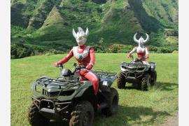 クアロアに全長2.5メートルの「ウルトラマンギンガ」の立像が登場！