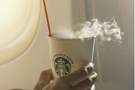 機内でスターバックス コーヒーの提供を開始