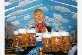 世界最大のビールの祭典！　オクトーバーフェスト