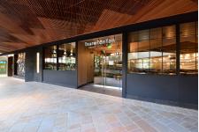 日本で大人気のうどん専門店「つるとんたん」が 海外２号店をロイヤル・ハワイアン・センターにオープン！