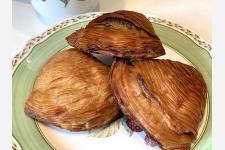 イタリア・ナポリ地方の伝統焼き菓子スフォリアテッラ