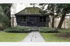 モーツァルテウムの改装工事が終了して「魔笛小屋」が引っ越し