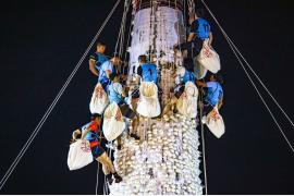 5月、6月は香港の文化的イベントが目白押し 国家無形文化遺産に登録された「長洲饅頭祭り」が開催 「ドローンショー」や「シルクドソレイユ クーザ」など各地で行われるイベントも紹介 ①