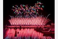 夜空と海に咲く大輪の華！8月の熱海海上花火大会は計4回開催