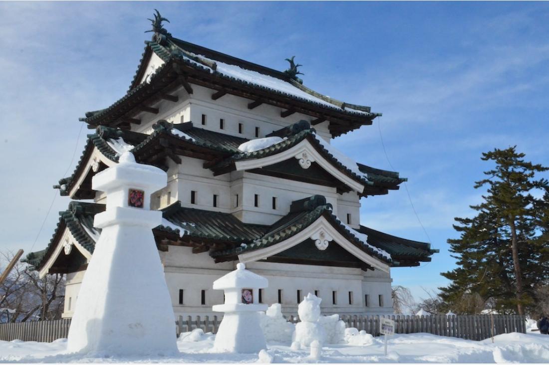 青森・弘前公園で第50回「弘前城雪燈籠まつり」が2月6日開幕
