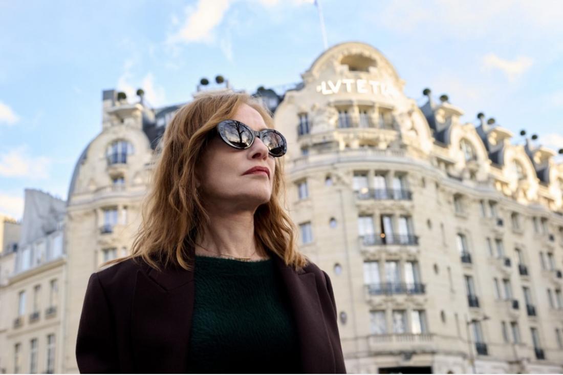 マンダリン オリエンタル ルテシア パリ、イザベル・ユペールをテーマにしたスイートにカンヌ着用ドレスや写真作品を追加