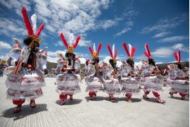 フォルクローレの祭典「カンデラリア祭」(Fiesta de la Candelaria)、2月1日から14日までプーノにて開催