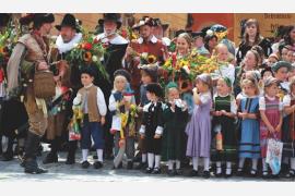 子供が主役のドイツ歴史時代祭り
