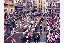 パンプローナの「サン･フェルミン祭（牛追い祭り）」