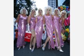 シドニーの名物パレード！ゲイとレズビアンのフェス