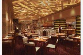 ベルモンド グランド・ホテル・ヨーロッパに新レストラン「ＡＺＩＡ」がオープン