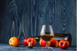 リンゴのお酒カルヴァドスとノルマンディーの郷土料理