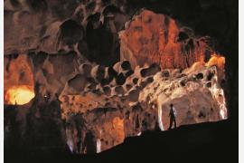4万以上の洞窟があるトルコでの洞窟観光