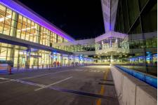 ニューヨーク・ラガーディア空港のターミナルCに新施設をオープン