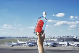 JALのラウンジのコーヒー粉を再生した国産クラフトジン『Re FLY』を発売