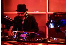 DJmacromance Photo by @secret_citywalk 