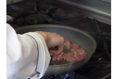 はぁ～……いい香りがしてきましたぞ。このままで食べたいほどデス