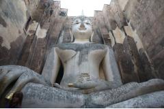 仏像の表情はそれぞれなにかを物語っているよう。これは一番人気のある像だ