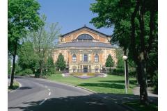 バイロイト祝祭劇場　Copyright: ref. owner, Bayreuth, Kongress- & Tourismuszentrale