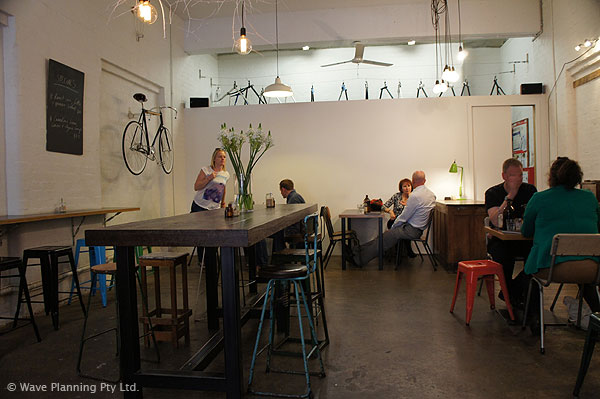 自転車屋さんとカフェが合体したリトルミュール