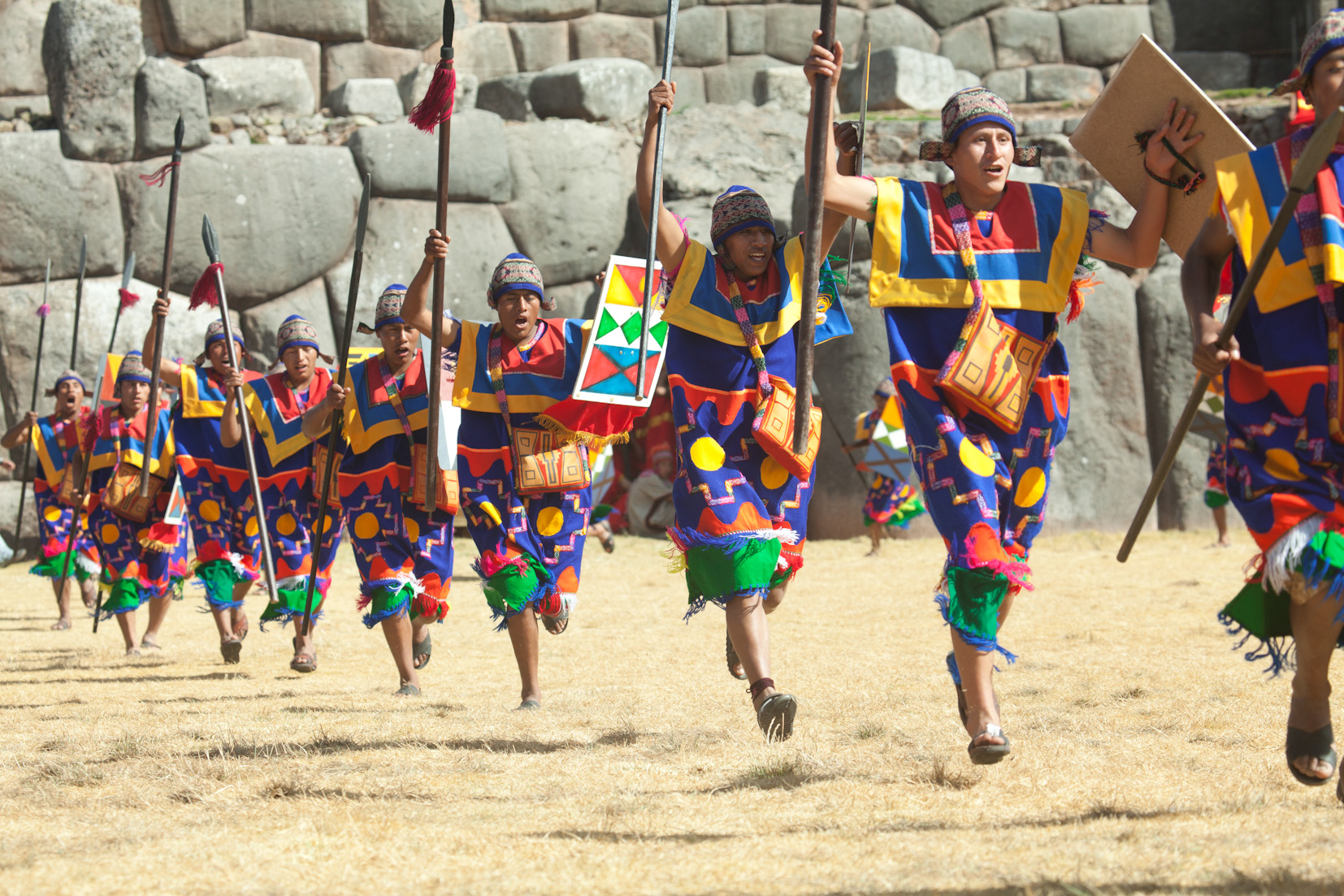 南米3大祭りの一つ クスコのインティライミ インカの太陽の祭り 6月24日に開催 Risvel